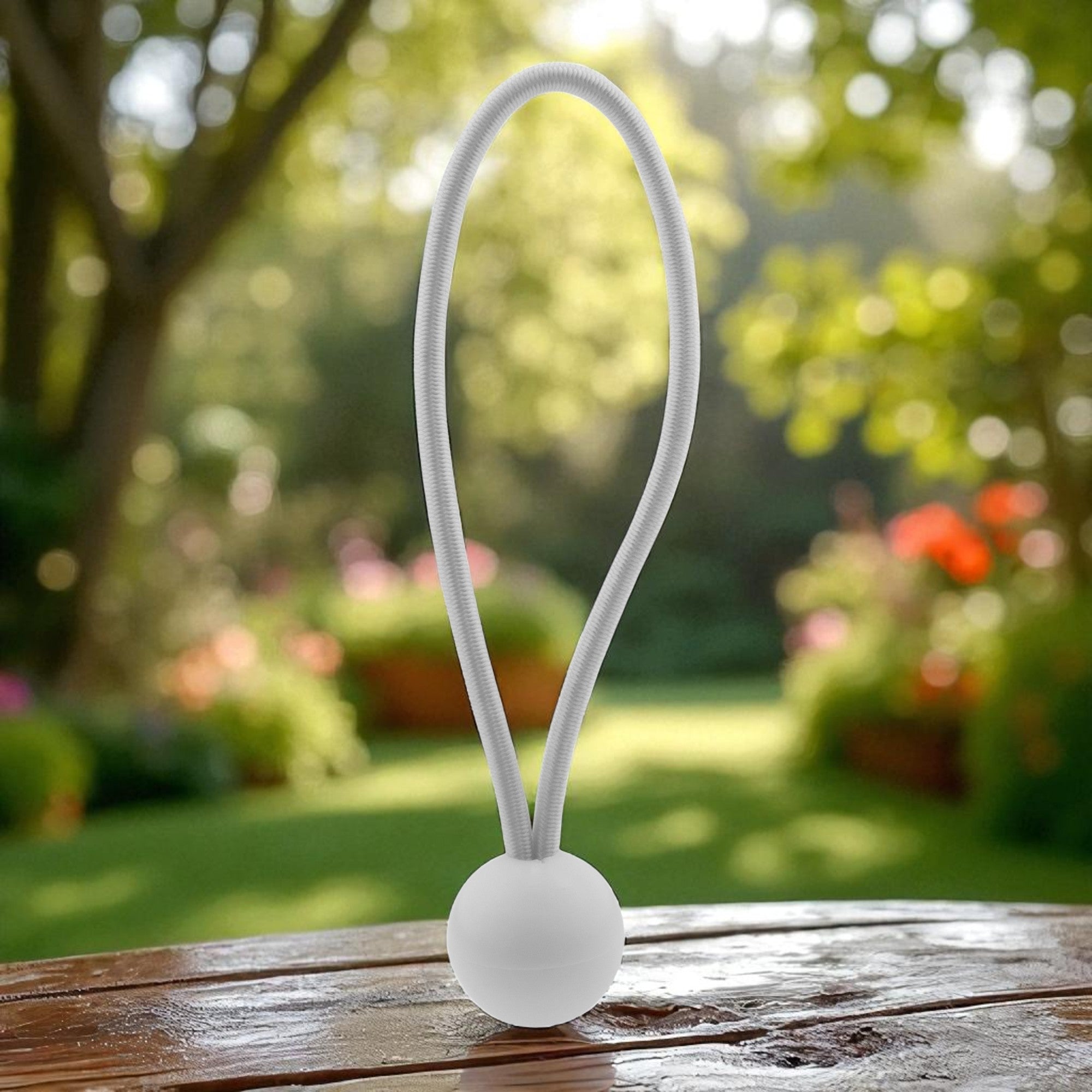 White Bungee Balls 4"