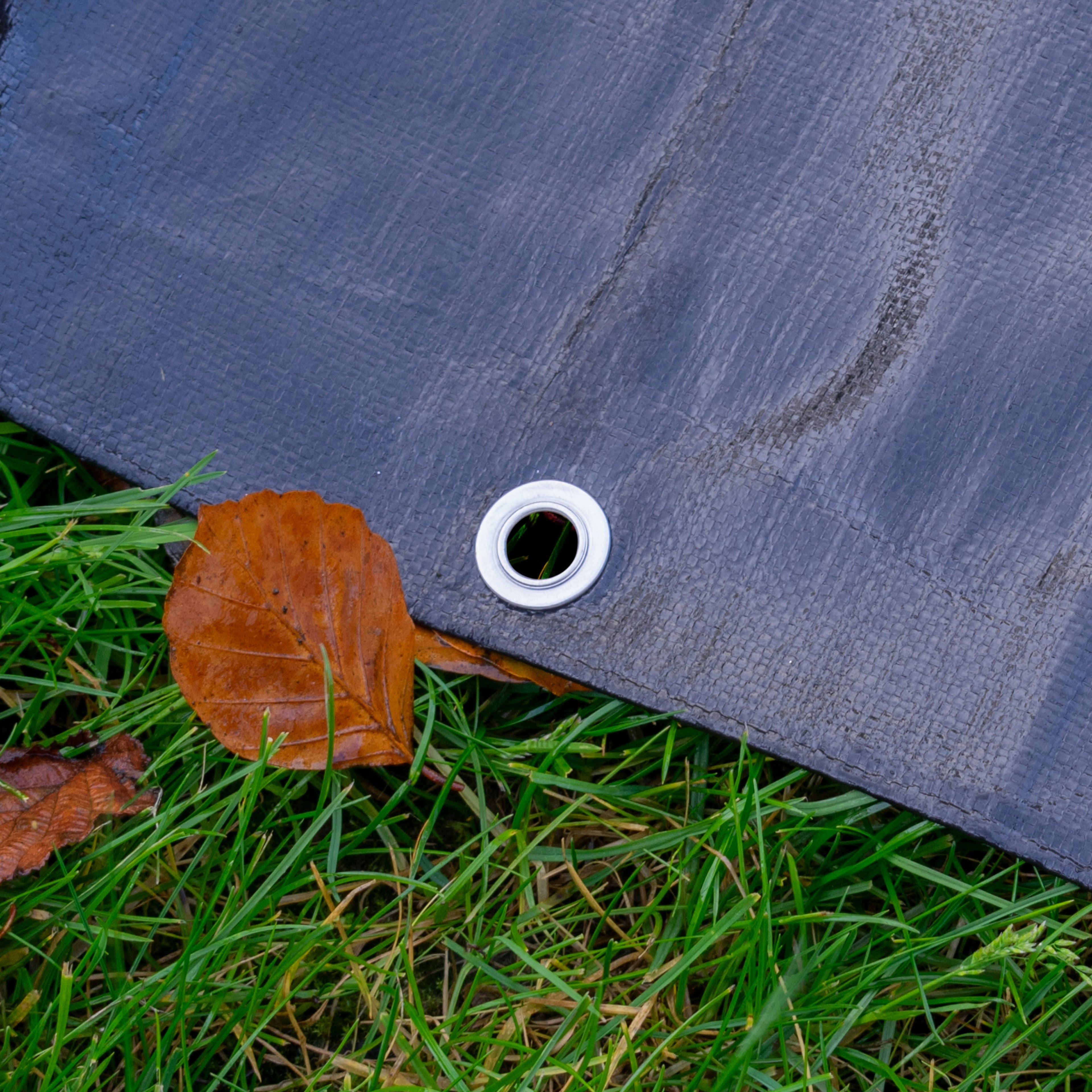 L-Grade Black Silver Tarpaulin 5m x 5m Garden Outdoor Sheeting Sheet Groundsheet Waterproof Tie-Down Cover_3