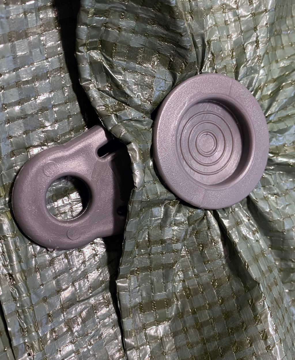 Tarpaulin Eyelet Holding Clip Round Grey Securing Holder Clamp Seal_6